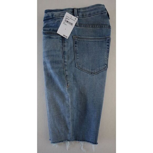 Good American GBS075T Women's Sz 0/25 Blue Bermuda Shorts w/ Frayed Hemline $99+ - Picture 5 of 8